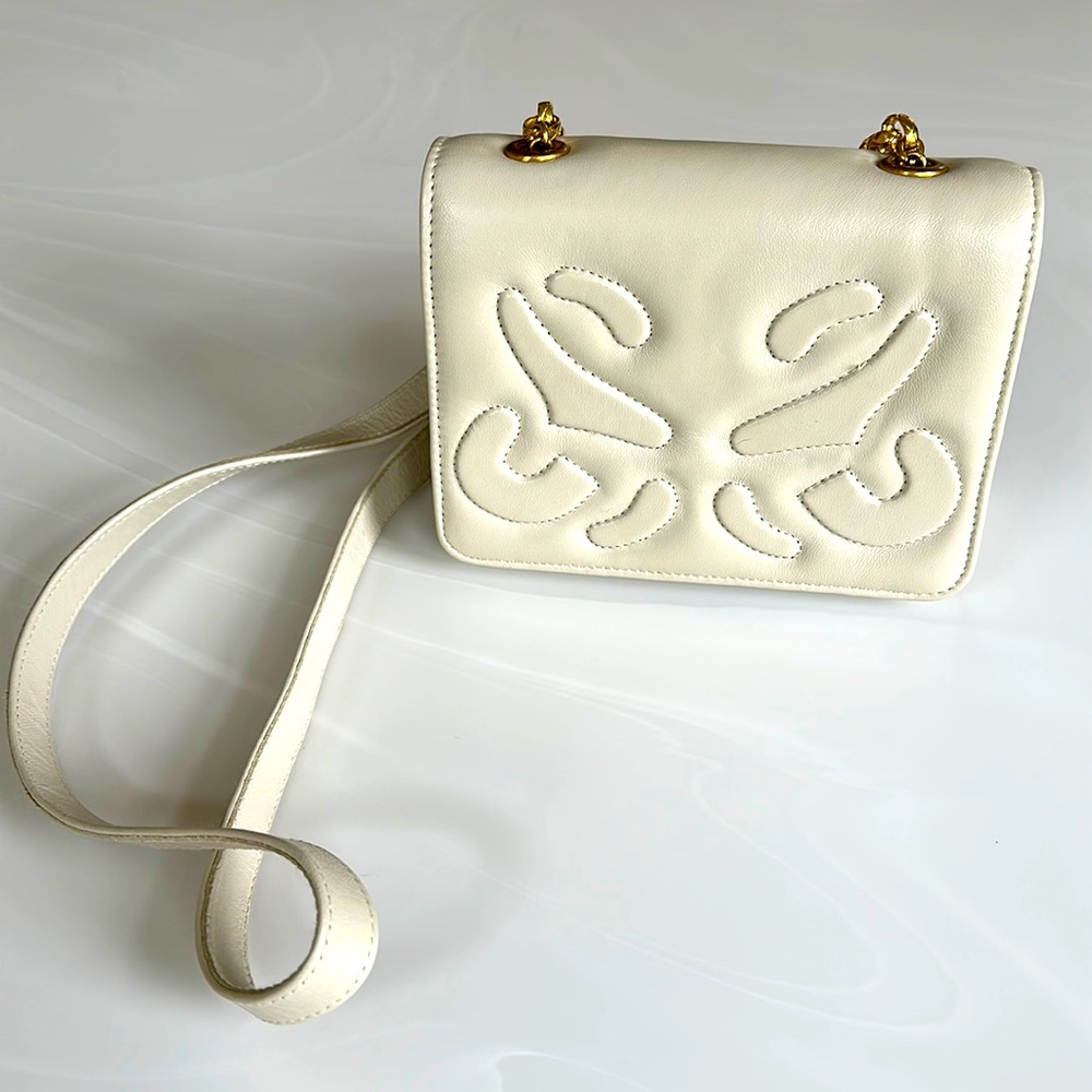 Leather handbag with sholder strap